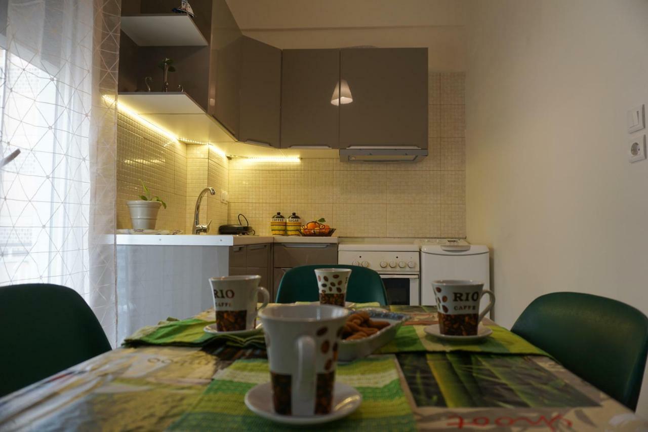 Afrodite'S Apartment Atenas Exterior foto
